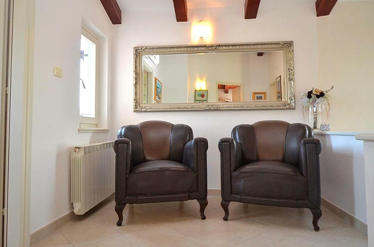 Holiday Home Sverko Novigrad  Bagian luar foto