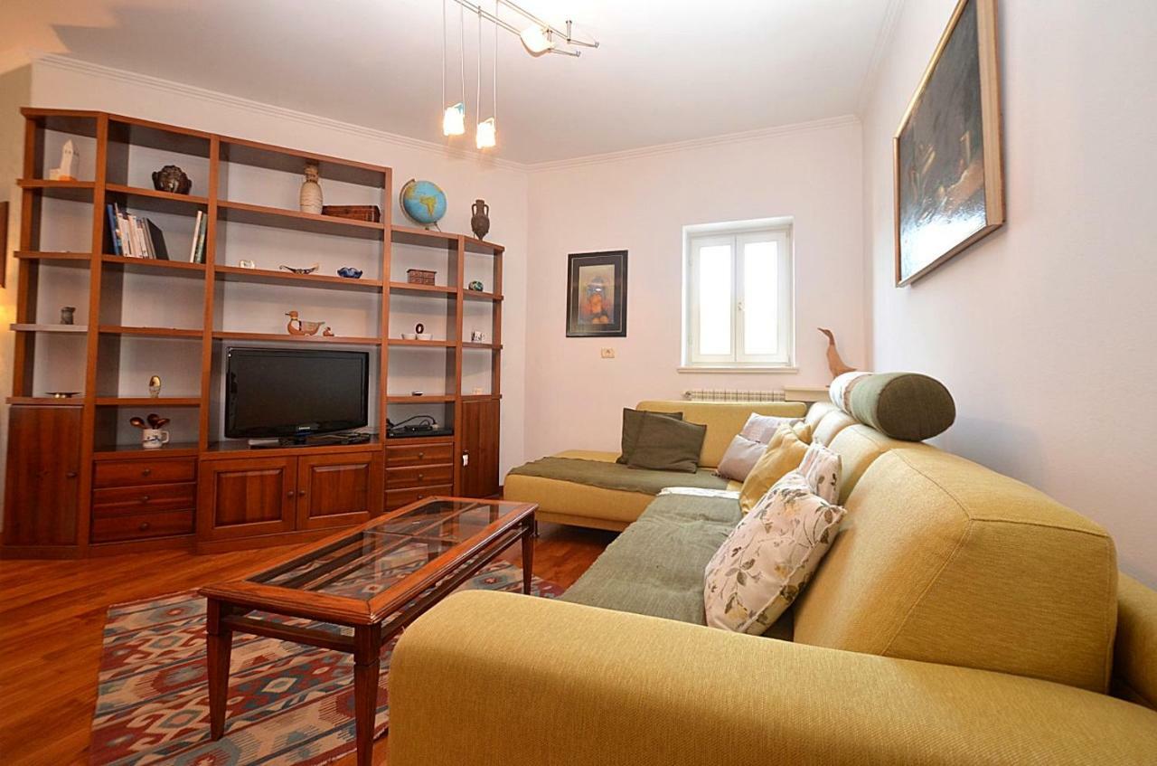 Holiday Home Sverko Novigrad  Bagian luar foto