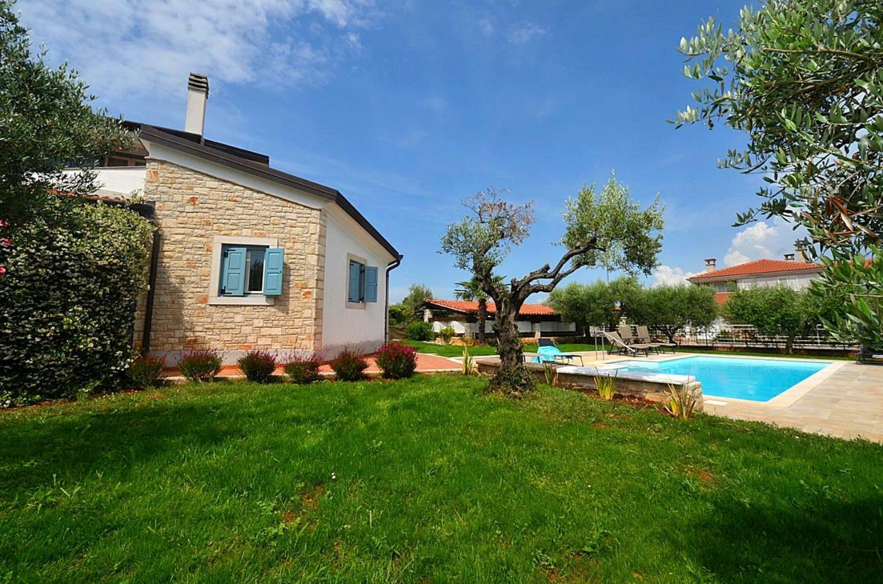Holiday Home Sverko Novigrad  Bagian luar foto