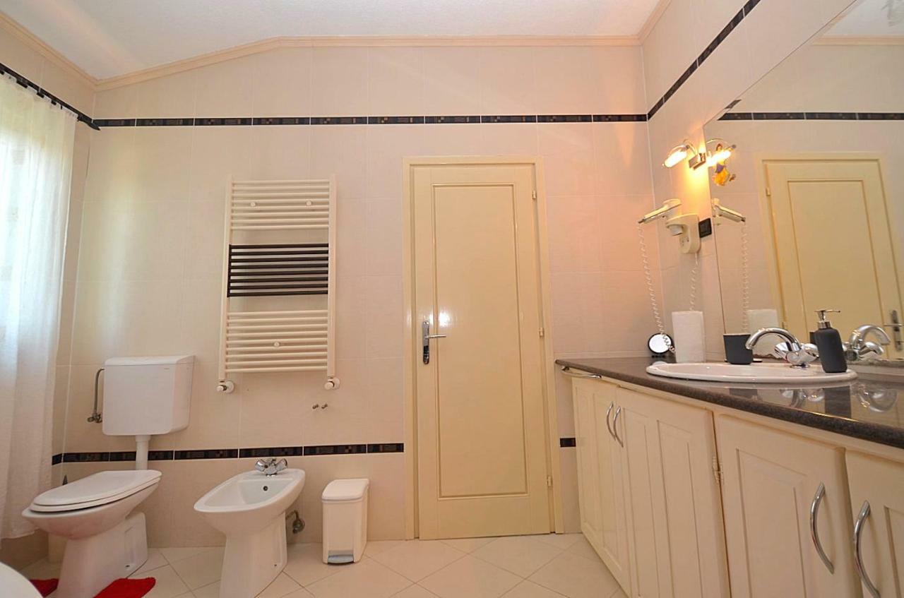 Holiday Home Sverko Novigrad  Bagian luar foto