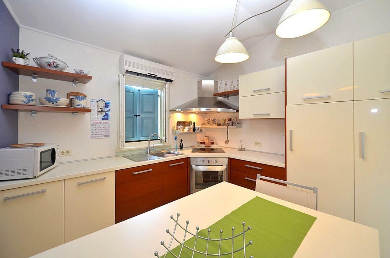 Holiday Home Sverko Novigrad  Bagian luar foto