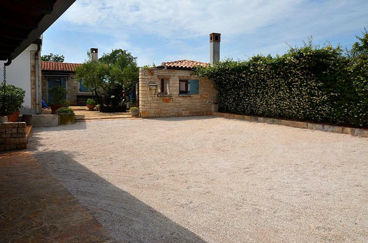 Holiday Home Sverko Novigrad  Bagian luar foto